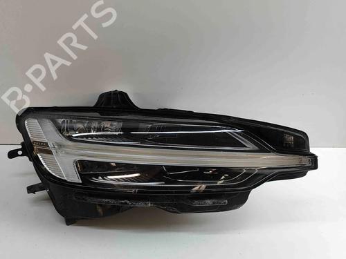 Højre forlygte VOLVO V60 II (225) B6 Mild-Hybrid AWD | BP29459391C29 