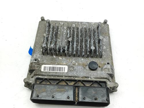 Used Engine control unit (ECU) Engine control unit (ECU) MERCEDES-BENZ SPRINTER 3-t Van (B910) 214 CDI (910.621, 910.623) (143 hp) 33882820 33882820