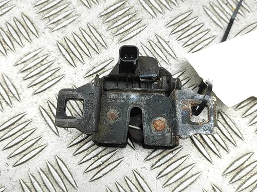 Used Hood lock JAGUAR XE (X760) 2.0 D AWD (180 hp) 31360415