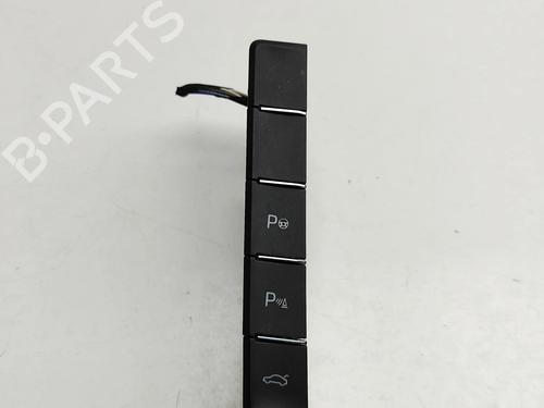 Used Switch SKODA SUPERB III Estate (3V5) 2.0 TDI (150 hp) 31903072