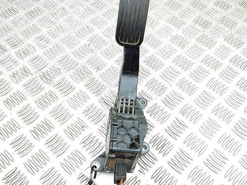 Pedal Pedal TOYOTA HILUX VIII Pickup (_N1_) 2.4 D 4WD (GUN125_, GUN125R) (150 hp) 36809717 36809717