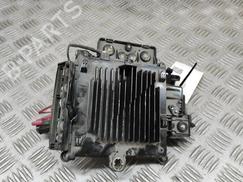 Fuse box TESLA MODEL X (5YJX) P100D AWD | BP26319762E1 - Image 2