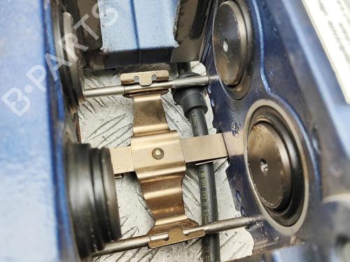 Right front brake caliper BMW X6 (G06, F96) xDrive 30 d Mild-Hybrid | BP33392012M104  - Image 6