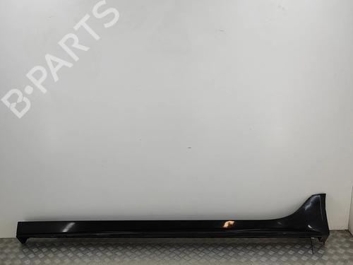 left-sideskirt-jaguar-xe-x760-2015-38239092 main image