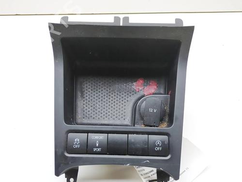 middle-console-vw-scirocco-iii-137-138-2008-2009-2010-2011-2012-2013-2014-2015-2016-2017-2018-39145391 main image