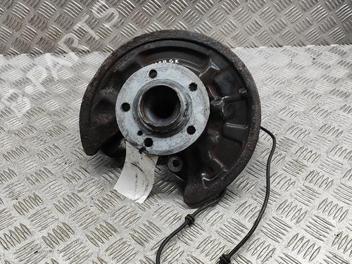 Used Left rear steering knuckle MERCEDES-BENZ CLA Coupe (C117) CLA 200 CDI / d (117.308) (136 hp) 29458565