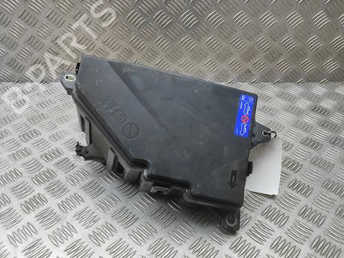 fuse-box-volvo-v60-ii-225-2018-32756060 main image