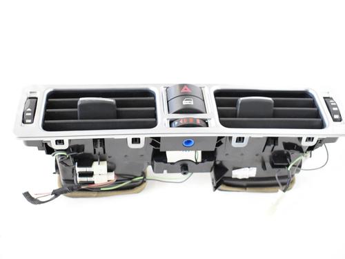 Used Air vent Air vent LAND ROVER RANGE ROVER III (L322) 3.6 D 4x4 (272 hp) 33339913 33339913