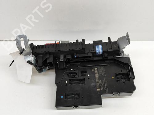 Used Fuse box Fuse box MERCEDES-BENZ CLS (C218) CLS 350 BlueTEC / d (218.326) (258 hp) 22351318 22351318