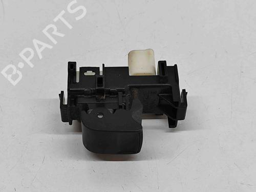 Used Right rear window switch TOYOTA AURIS (_E18_) 1.3 Dual-VVTi (NRE180_, NRE180R) (99 hp) 29458784