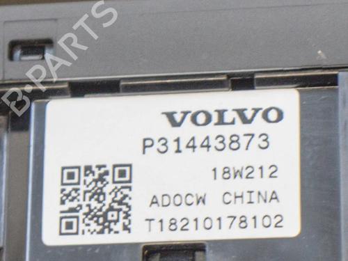 Switch VOLVO XC40 (536) T4 AWD | BP8833952I30  - Image 6