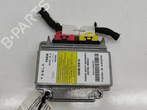 Used ECU airbags TESLA MODEL S (5YJS) P100D AWD (772 hp) 28498016