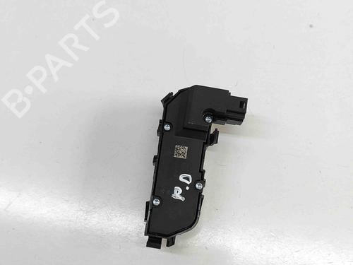 Switch MERCEDES-BENZ C-CLASS Convertible (A205) C 220 d (205.404) | BP29552104I30 