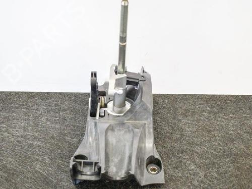 Gear lever MERCEDES-BENZ GLA-CLASS (X156) GLA 180 (156.942) | BP6743783M90 