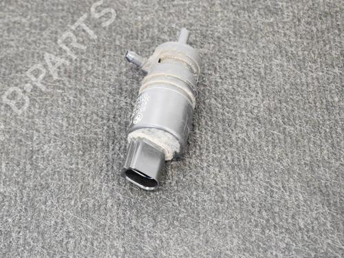 Washer pump BMW 5 Touring (F11) 525 d | BP14607526E24