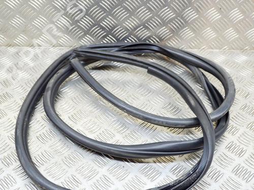 Used Rubber door seal LEXUS NX (_Z1_) 300h AWD (AYZ15_) (155 hp) 14626552