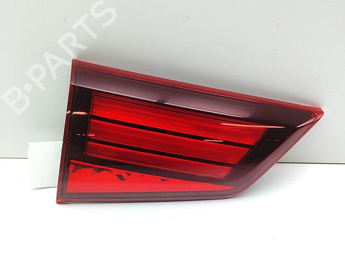 Venstre baglygte bagklap MITSUBISHI OUTLANDER III (GG_W, GF_W, ZJ, ZL, ZK) 2.2 Di-D 4WD (GF6W) (150 hp) 30301720