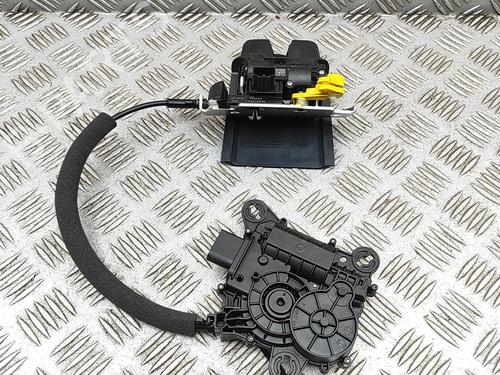 BP33379095C101 main image