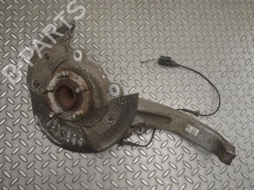 Used Right front steering knuckle JAGUAR F-PACE (X761) 2.0 TD4 (180 hp) 30246199