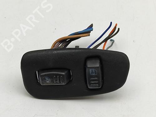 Used Right front window switch CHEVROLET CAMARO 3.4 V6 (162 hp) 29830723