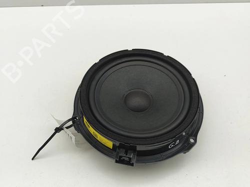 speaker-jaguar-i-pace-x590-2018-33372628 main image