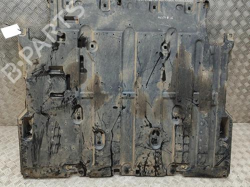 Used Underbody protection Underbody protection PEUGEOT 2008 II (UD_, US_, UY_, UJ_, UR_, UC_) e-2008 (UKZKXZ) (136 hp) 29829552 29829552