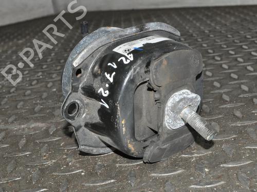 Used Engine mount LAND ROVER RANGE ROVER IV (L405) 4.4 SDV8 4x4 (340 hp) 30213850