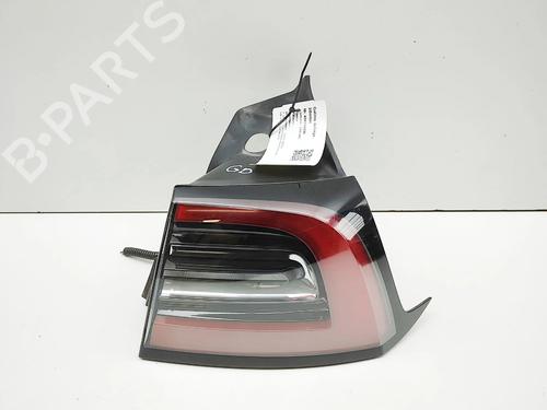 Used Right taillight Right taillight 39073128 39073128