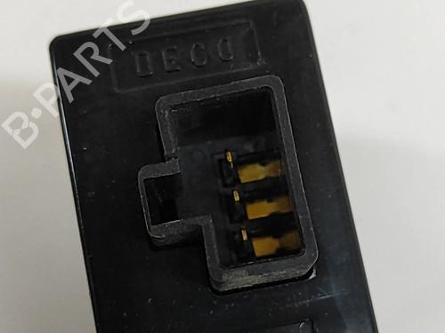 Switch HYUNDAI SANTA FÉ I (SM) 2.0 CRDi All-wheel Drive | BP23247746I30  - Image 6