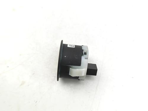 Switch TESLA MODEL Y (5YJY) Long Range All-wheel Drive | BP33625361I30 - Image 2