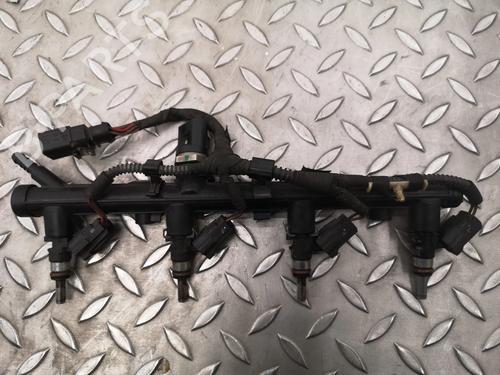 Used Injection rail VW SHARAN (7N1, 7N2) 2.0 TSI (220 hp) 9868864