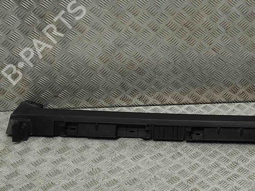 Used Right sideskirt LAND ROVER RANGE ROVER VELAR (L560) 2.0 D240 SD4 4x4 (241 hp) 29337111