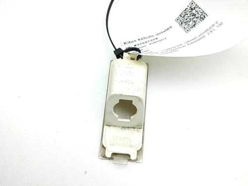 Licence plate light CHRYSLER GRAND VOYAGER V (RT) 2.8 CRD | BP38071535I40 - Image 4