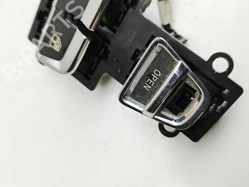 Left front window switch FERRARI CALIFORNIA 4.3 | BP33386688I27 - Image 5