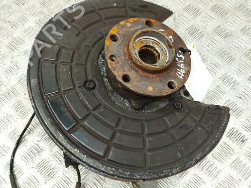 Right rear steering knuckle MASERATI LEVANTE SUV (M161) 3.0 D Q4 | BP27158135M28 