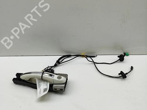 Used Front right exterior door handle Front right exterior door handle 38070922 38070922