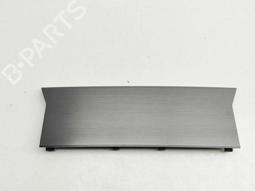 Used Middle console Middle console LAND ROVER RANGE ROVER SPORT III (L461) P440e PHEV AWD (441 hp) 33112707 33112707