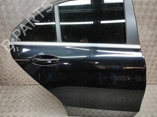 right-rear-door-mercedes-benz-c-class-w205-2013-2014-2015-2016-2017-2018-2019-2020-2021-2022-2023-37176906 main image