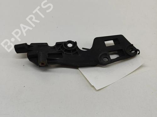 Used Front bumper bracket LAND ROVER DISCOVERY SPORT (L550) 2.0 D 4x4 (180 hp) 16945382