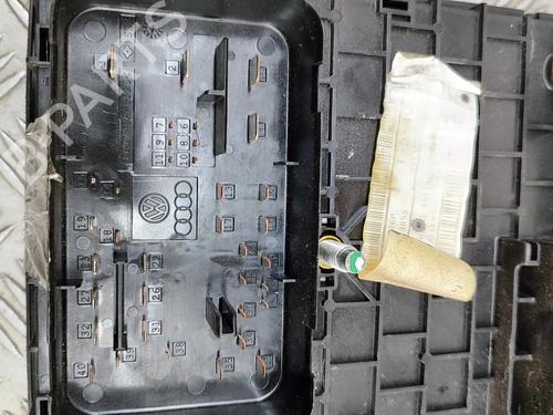 Fuse box AUDI Q3 (8UB, 8UG) 2.0 TDI quattro | BP27245058E1