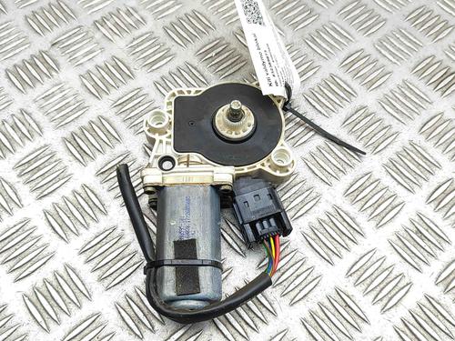 Left front window motor MERCEDES-BENZ S-CLASS (W220, V220) S 500 4-matic (220.084, 220.184) | BP29373484E21 