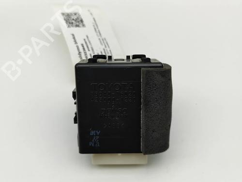 electronic-sensor-lexus-ct-zwa10_-2010-26017418 main image