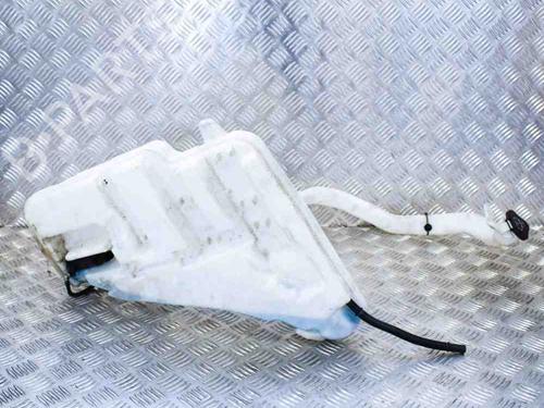 Windscreen washer tank BMW 5 (F10) 520 d | BP6756197C113