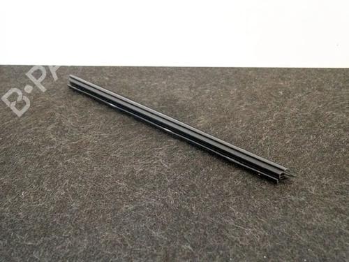 Used Rubber door seal Rubber door seal BMW X1 (F48) xDrive 20 i (192 hp) 6738574 6738574