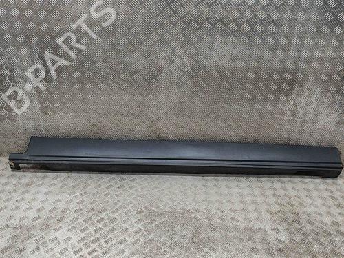 Used Left sideskirt LAND ROVER RANGE ROVER SPORT II (L494) 5.0 SCV8 4x4 (550 hp) 27775529