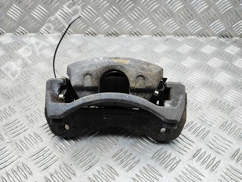 Venstre bremsekaliber foran Venstre bremsekaliber foran MITSUBISHI L200 / TRITON (KJ_, KK_, KL_) 2.4 DI-D 4WD (KL1T) (181 hp) 37493435 37493435