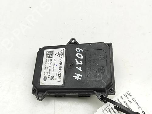 Used Electronic module Electronic module PORSCHE 911 (991) 3.0 Carrera S (420 hp) 33393722 33393722