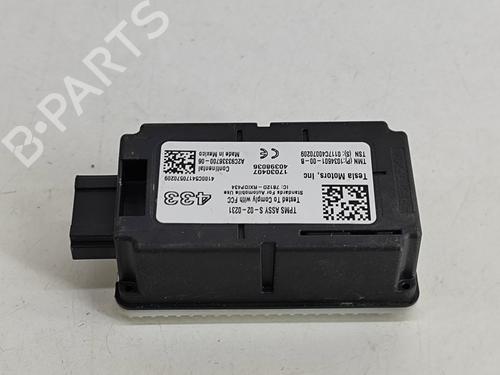 Module électronique TESLA MODEL X (5YJX) P100D AWD | BP19256013M83 