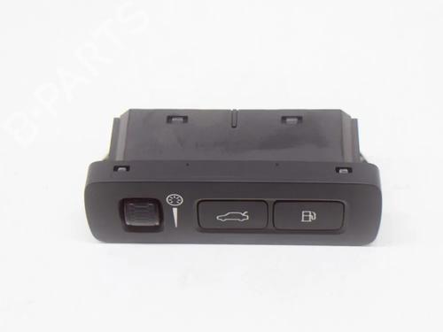 switch-volvo-xc40-536-2017-27750185 main image