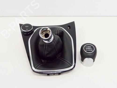 Gearknop FORD FIESTA VII (HJ, HF) 1.0 EcoBoost (101 hp) 9113716